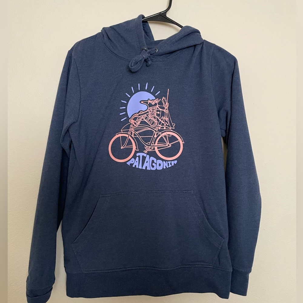 Patagonia • Women’s Hoodie